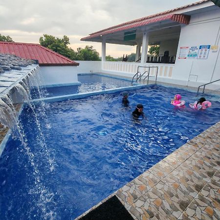 Seri Dusun Sepang Homestay & Event Space Экстерьер фото